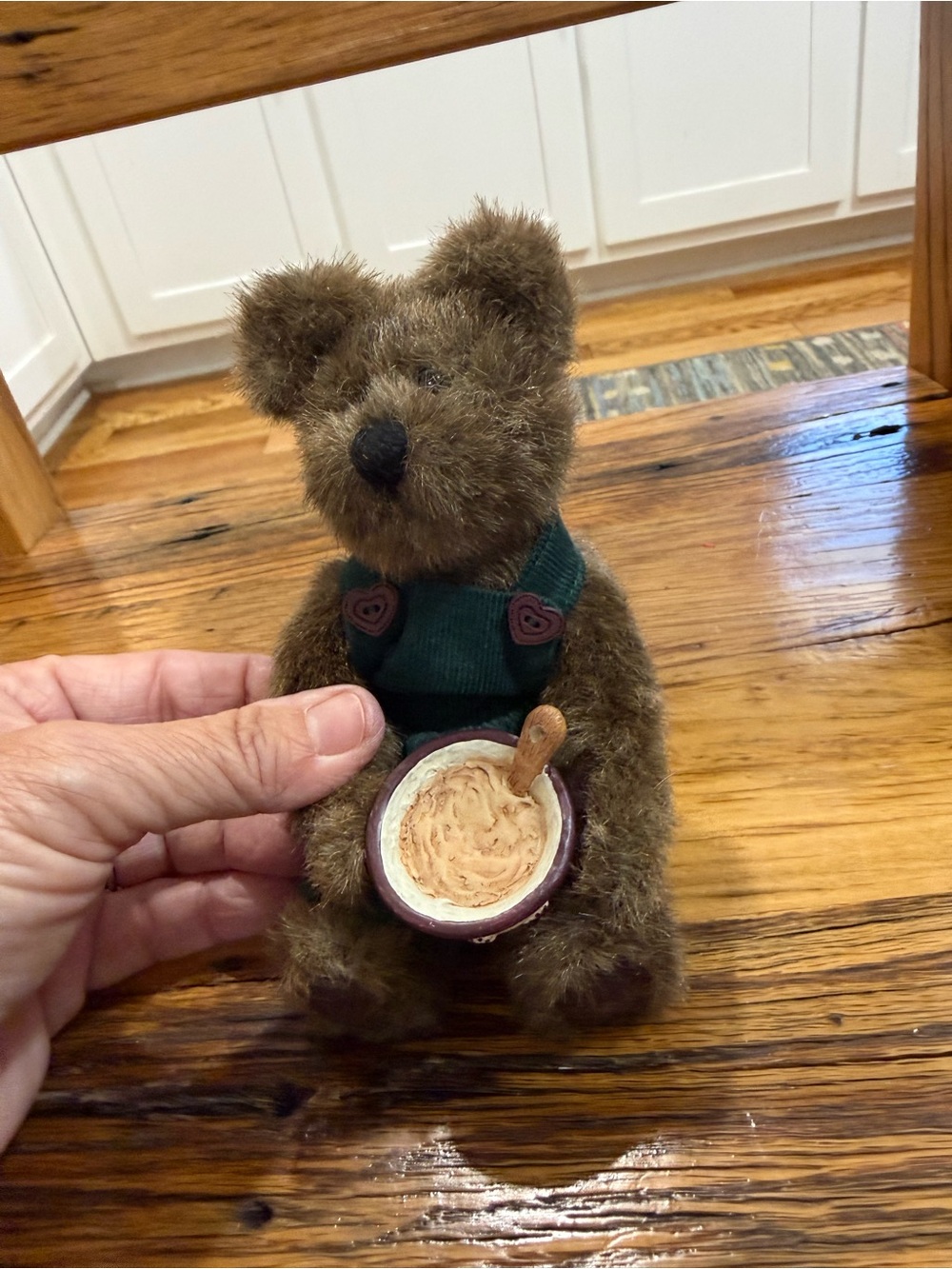 Boyd’s Yesterdays Child Collection Nutmeg the Bear small brown plush bear